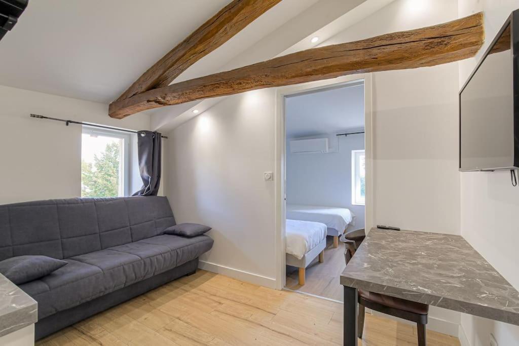 Le Francfort - Les Appartements De L'Olivier Loyettes Exterior photo